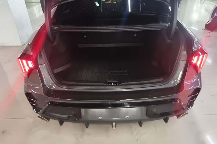 Used Lynk & Co 03 2025 2.0TD DCT Champion Edition Pro Trunk