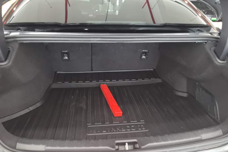Used Lynk & Co 03 2025 2.0TD DCT Champion Edition Pro Trunk