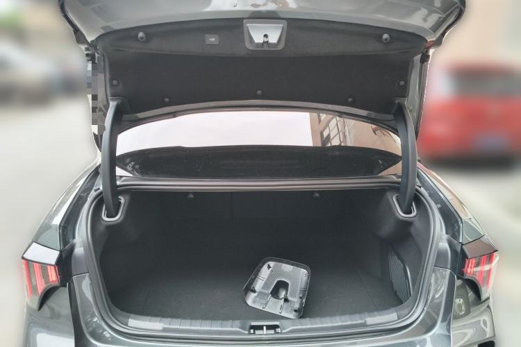 Used Lynk & Co 03 2025 1.5TD DCT Champion Edition Pro Trunk