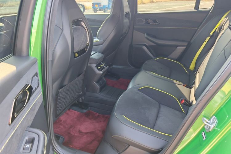 Used Lynk & Co 03 2025 03+ 2.0TD Automatic Performance Package Interior 2
