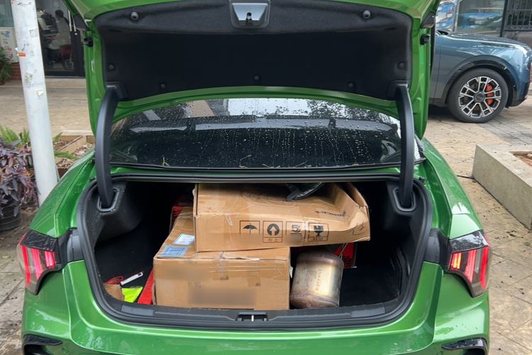 Used Lynk & Co 03 2025 03+ 2.0TD Automatic Performance Package Trunk