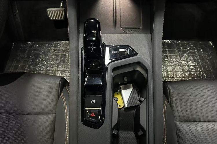 Used Lynk & Co 03 2025 1.5TD DCT Champion Edition Pro Gear Lever