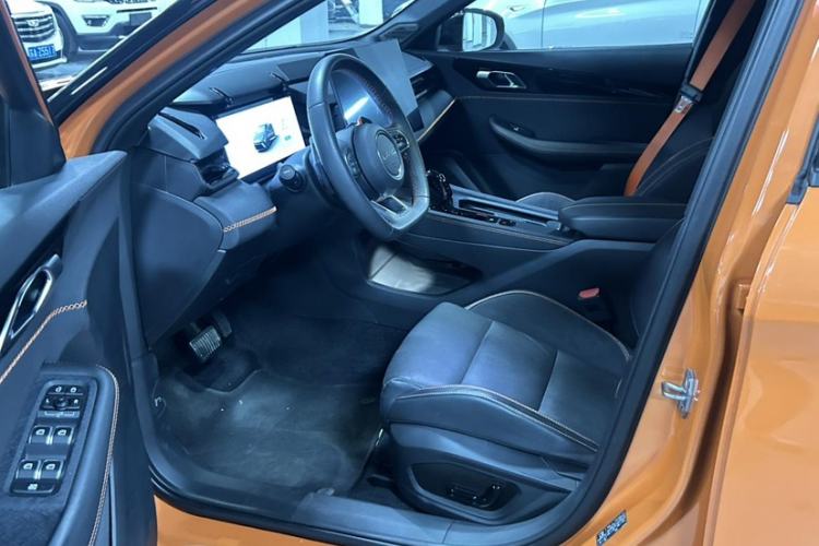 Used Lynk & Co 03 2025 1.5TD DCT Champion Edition Pro Interior 6