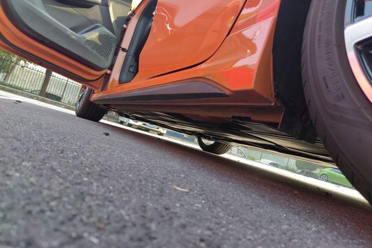 Used Lynk & Co 03 2025 1.5TD DCT Champion Edition Pro Left Side Sill