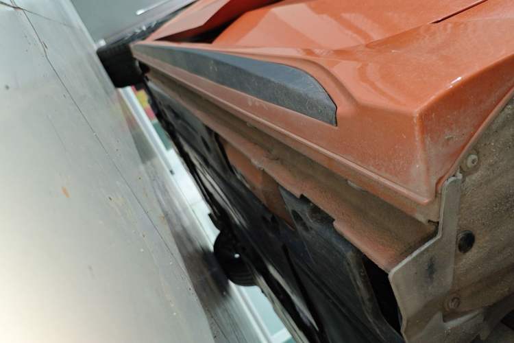 Used Lynk & Co 03 2025 2.0TD DCT Champion Edition Pro Left Side Sill
