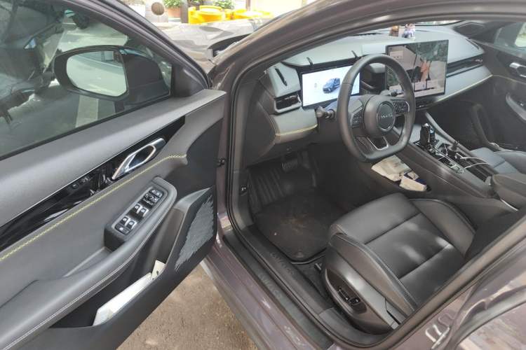 Used Lynk & Co 03 2025 1.5TD DCT Champion Edition Plus Driver Seat
