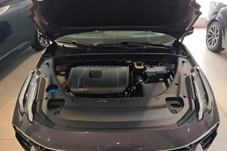 Used Lynk & Co 03 2025 2.0TD DCT Champion Edition Pro Engine Bay
