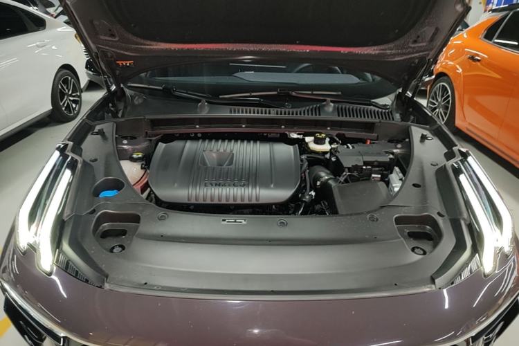 Used Lynk & Co 03 2025 2.0TD DCT Champion Edition Pro Engine Bay