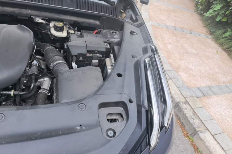 Used Lynk & Co 03 2025 1.5TD DCT Champion Edition Pro Engine Bay Left