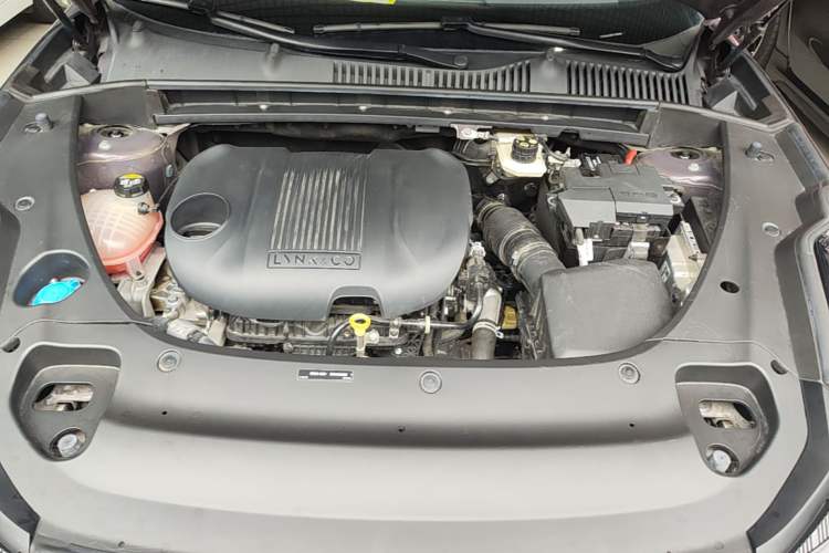 Used Lynk & Co 03 2025 1.5TD DCT Champion Edition Pro Engine Bay