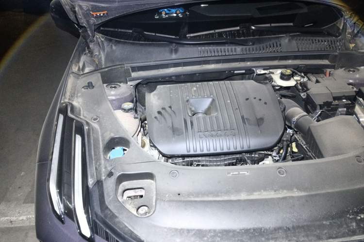Used Lynk & Co 03 2025 2.0TD DCT Champion Edition Pro Engine Bay Right