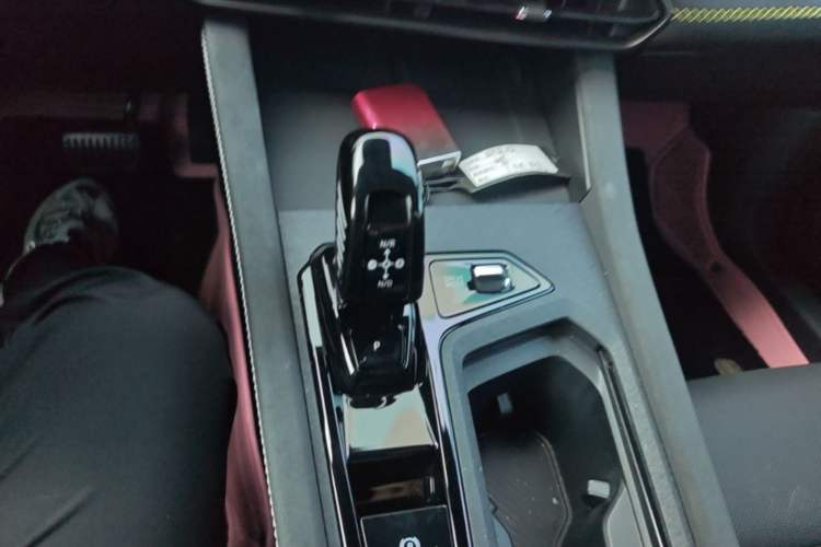 Used Lynk & Co 03 2025 1.5TD DCT Champion Edition Pro Gear Lever