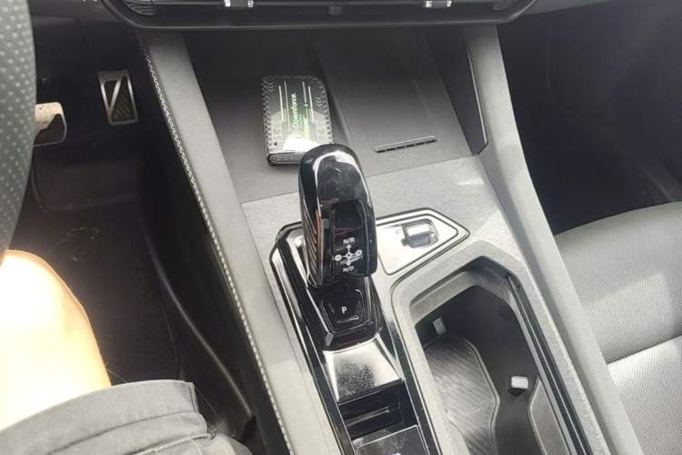 Used Lynk & Co 03 2025 1.5TD DCT Champion Edition Pro Gear Lever