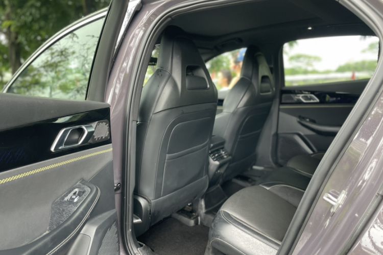 Used Lynk & Co 03 2025 1.5TD DCT Champion Edition Pro Interior 11