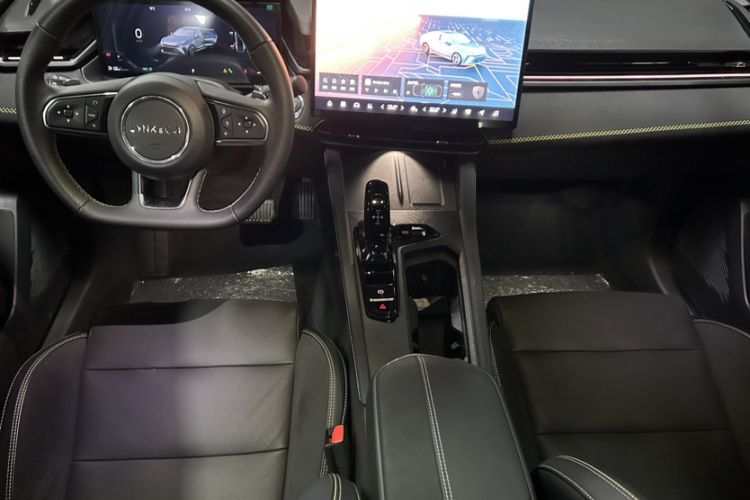Used Lynk & Co 03 2025 1.5TD DCT Champion Edition Pro Interior 3