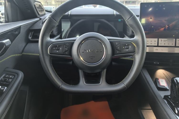 Used Lynk & Co 03 2025 1.5TD DCT Champion Edition Pro Interior 4