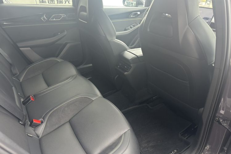 Used Lynk & Co 03 2025 1.5TD DCT Champion Edition Pro Interior 9
