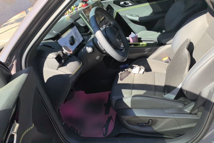 Used Lynk & Co 03 2025 1.5TD DCT Champion Edition Pro Left Front Seat