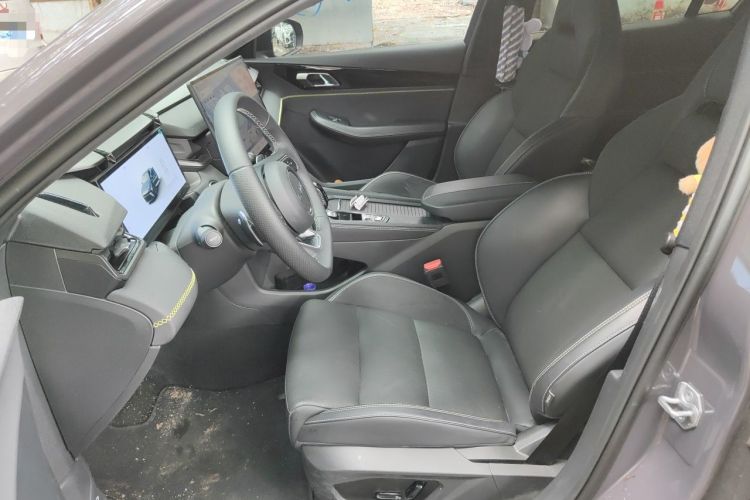Used Lynk & Co 03 2025 1.5TD DCT Champion Edition Pro Left Front Seat