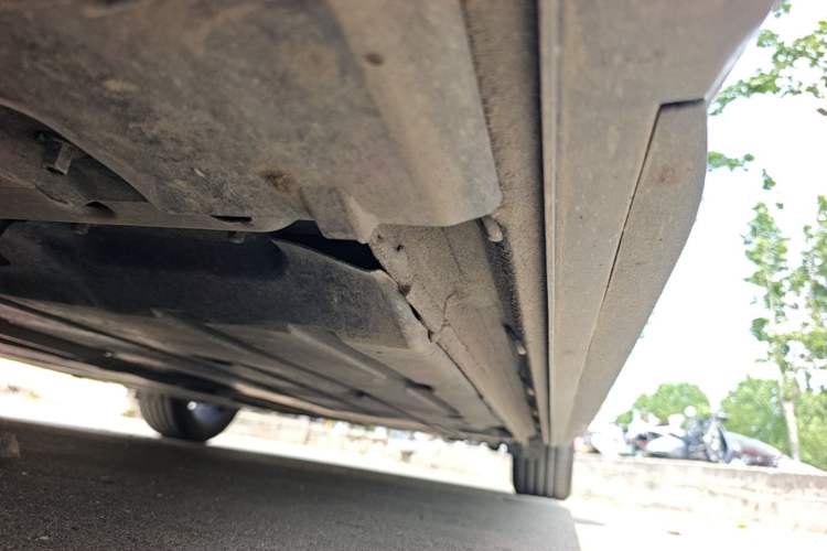 Used Lynk & Co 03 2025 1.5TD DCT Champion Edition Pro Left Side Sill