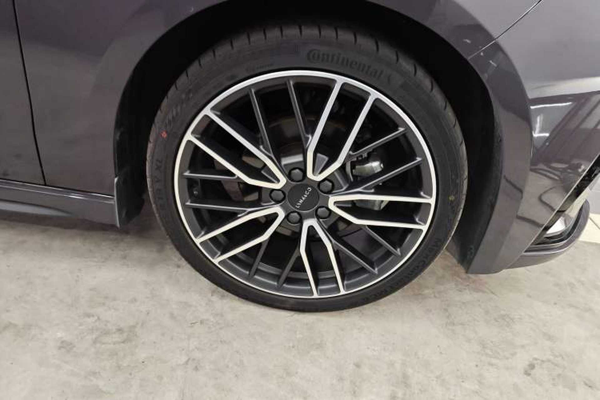 Used Lynk & Co 03 2025 2.0TD DCT Champion Edition Pro Right Front Wheel Hub