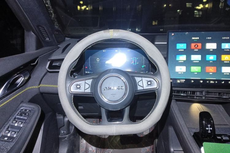 Used Lynk & Co 03 2025 2.0TD DCT Champion Edition Pro Steering Wheel