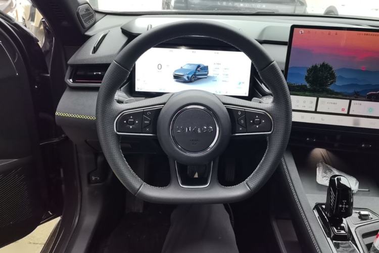 Used Lynk & Co 03 2025 1.5TD DCT Champion Edition Pro Steering Wheel