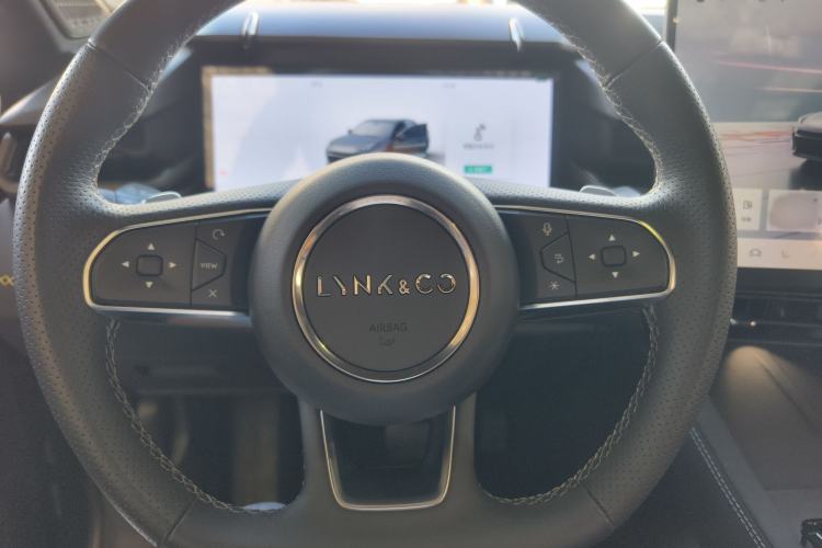 Used Lynk & Co 03 2025 2.0TD DCT Champion Edition Pro Steering Wheel