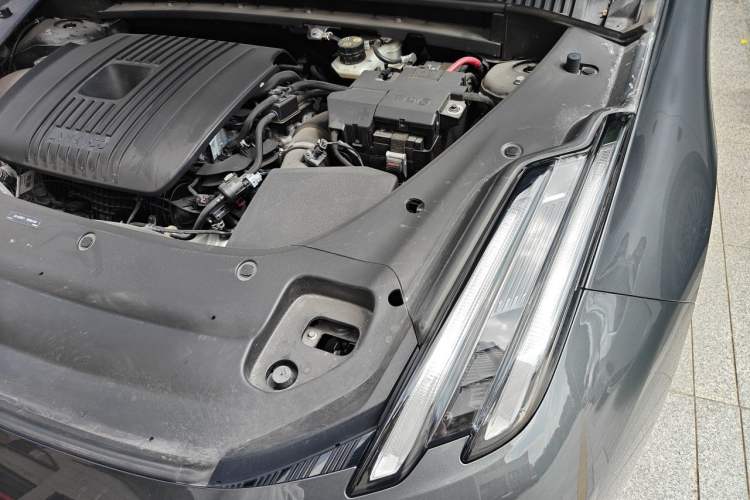 Used Lynk & Co 03 2025 2.0TD DCT Champion Edition Pro Engine Bay Left