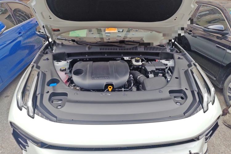 Used Lynk & Co 03 2025 1.5TD DCT Champion Edition Pro Engine Bay