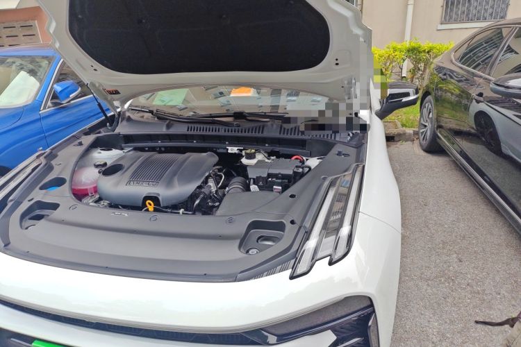 Used Lynk & Co 03 2025 1.5TD DCT Champion Edition Pro Engine Bay Left