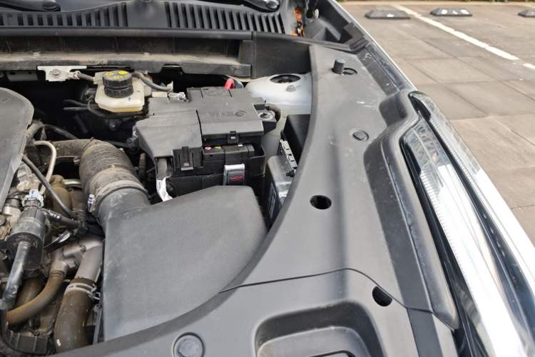 Used Lynk & Co 03 2025 1.5TD DCT Champion Edition Pro Engine Bay Left