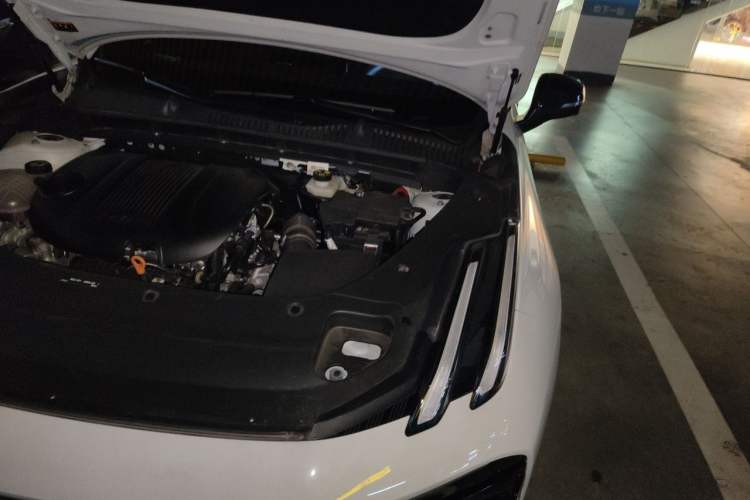 Used Lynk & Co 03 2025 1.5TD DCT Champion Edition Pro Engine Bay Left