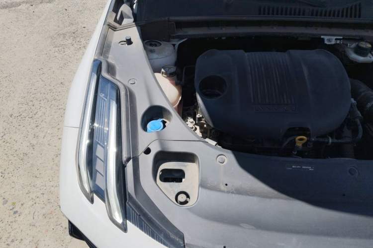 Used Lynk & Co 03 2025 1.5TD DCT Champion Edition Pro Engine Bay Right
