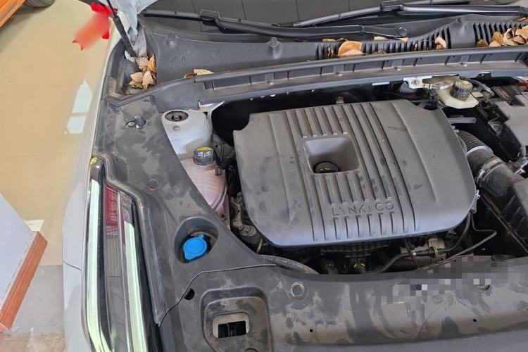 Used Lynk & Co 03 2025 2.0TD DCT Champion Edition Pro Engine Bay Right