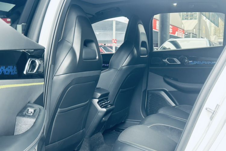 Used Lynk & Co 03 2025 1.5TD DCT Champion Edition Pro Interior 4
