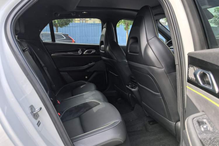 Used Lynk & Co 03 2025 1.5TD DCT Champion Edition Pro Interior 4