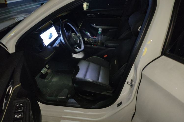 Used Lynk & Co 03 2025 1.5TD DCT Champion Edition Pro Left Front Seat