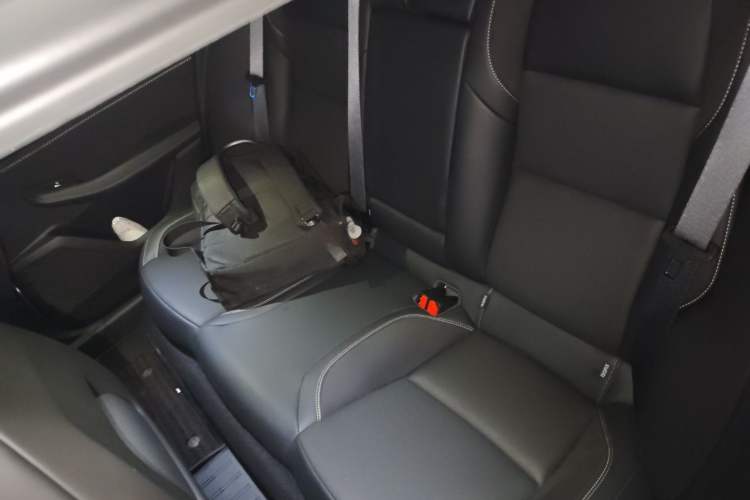 Used Lynk & Co 03 2025 2.0TD DCT Champion Edition Pro Left Rear Seat