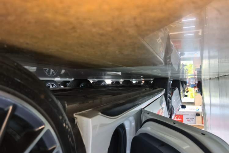 Used Lynk & Co 03 2025 2.0TD DCT Champion Edition Pro Left Side Sill