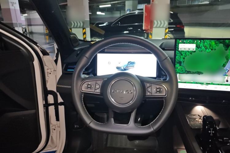 Used Lynk & Co 03 2025 2.0TD DCT Champion Edition Pro Steering Wheel