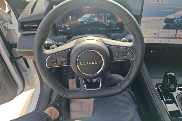 Used Lynk & Co 03 2025 1.5TD DCT Champion Edition Pro Steering Wheel