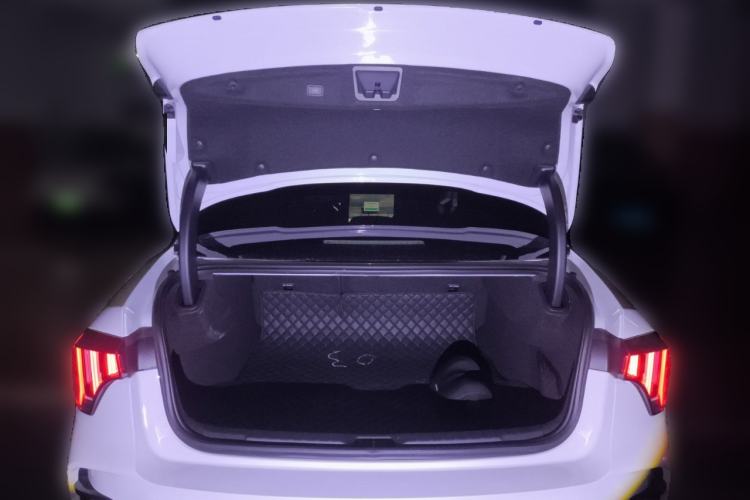Used Lynk & Co 03 2025 1.5TD DCT Champion Edition Pro Trunk