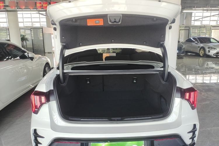 Used Lynk & Co 03 2025 1.5TD DCT Champion Edition Pro Trunk