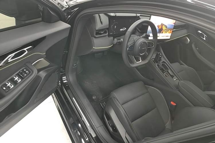 Used Lynk & Co 03 2026 Model 2.0TD Automatic Ultra Driver Seat