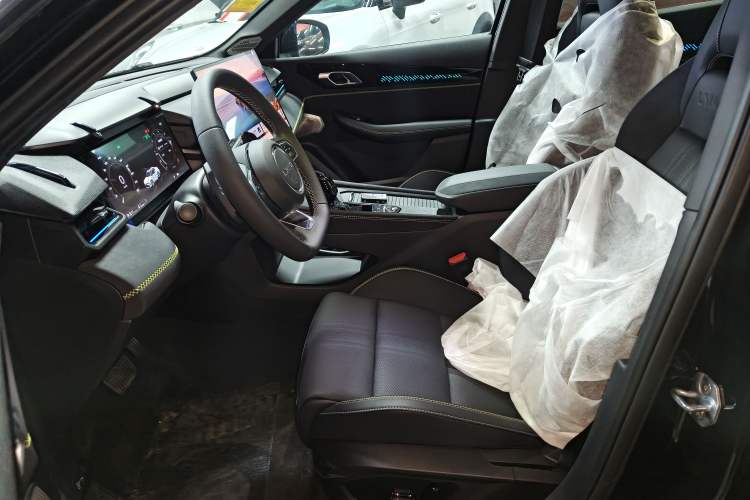 Used Lynk & Co 03 2026 Model 1.5TD DCT Halo Left Front Seat