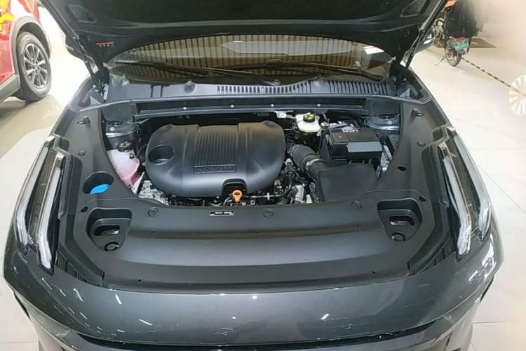 Used Lynk & Co 03 2026 Model 1.5TD DCT Halo Engine Bay