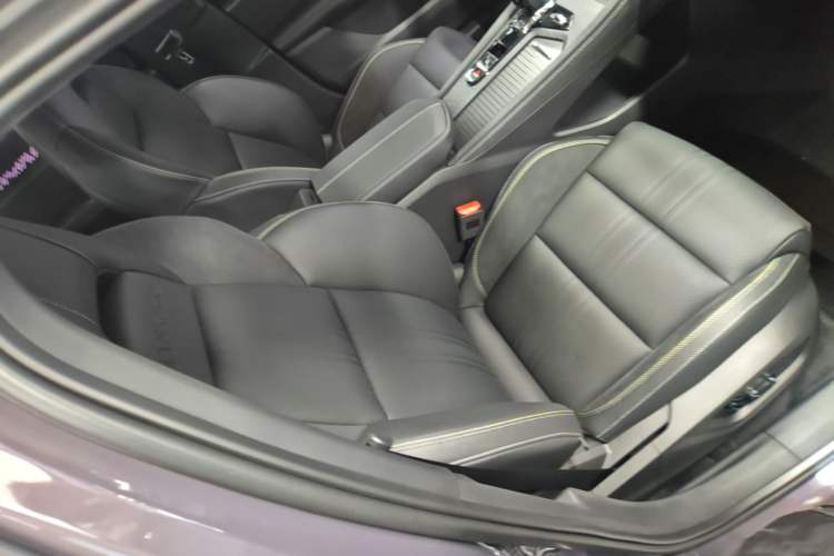 Used Lynk & Co 03 2026 Model 1.5TD DCT Halo Right Front Seat
