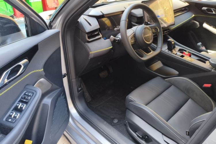 Used Lynk & Co 03 2026 Model 2.0TD Automatic Ultra Driver Seat