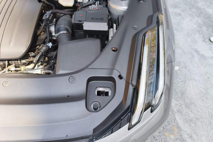 Used Lynk & Co 03 2026 Model 2.0TD Automatic Ultra Engine Bay Left